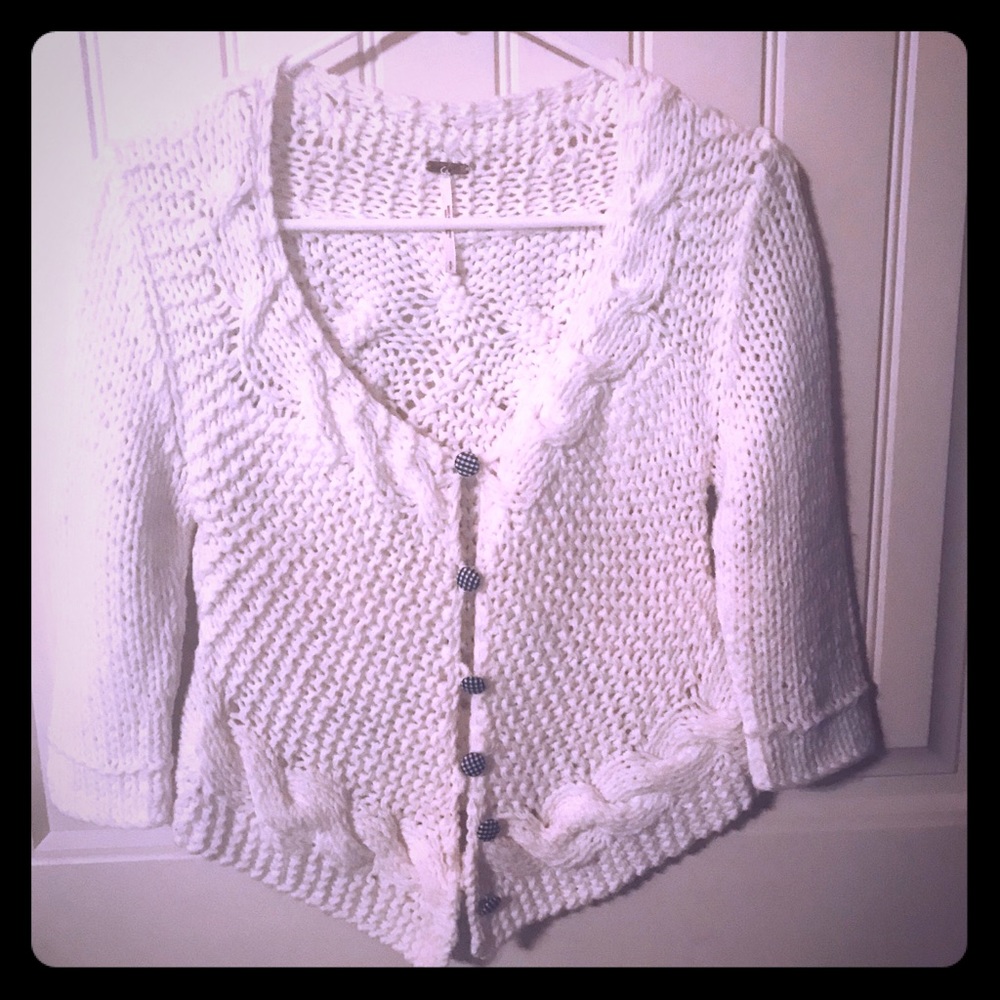 FREE PEOPLE SWEATER🌸🌸👚